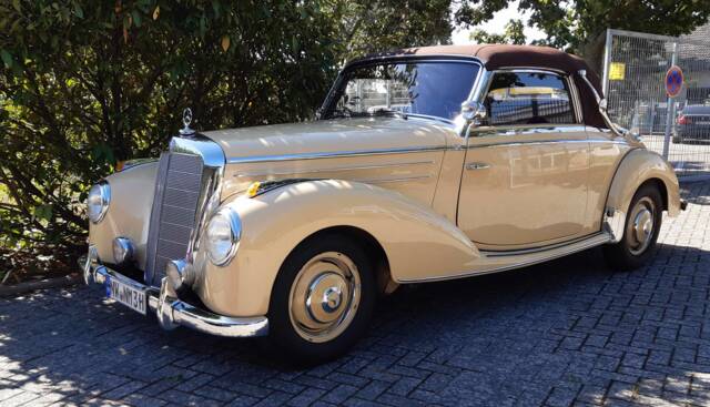 Bild 1/22 von Mercedes-Benz 220 Cabriolet A (1954)