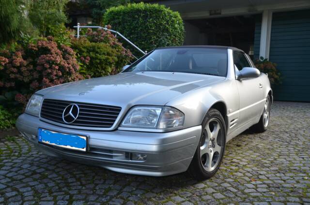 Image 1/11 of Mercedes-Benz SL 320 (2000)