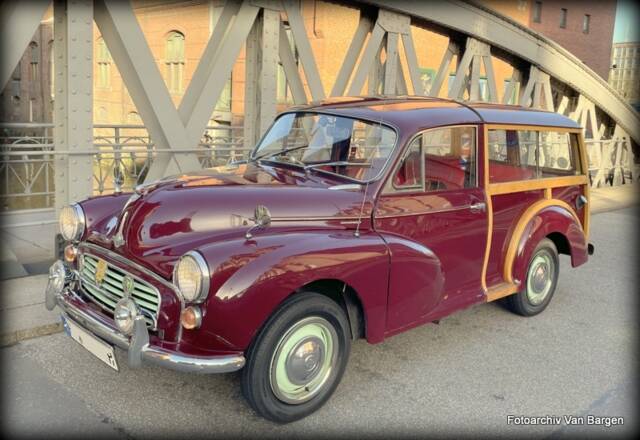 Image 1/22 of Morris Minor 1000 Traveller (1970)