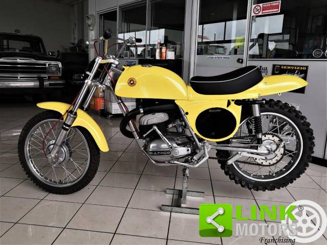Image 1/10 of Bultaco DUMMY (1969)