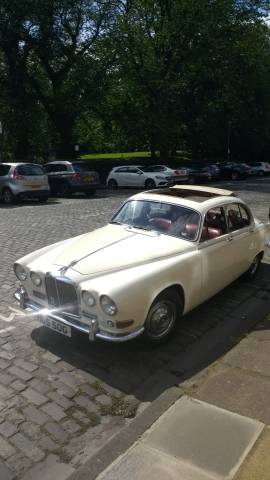 Immaculate manual (O/D) Sov. 420 Also good for weddings! The couple can even stand up!