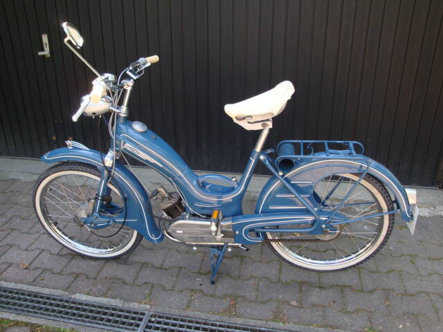 Victoria M51 Vicky III N