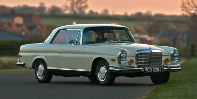 Bild 1/50 von Mercedes-Benz 280 SE (1971)