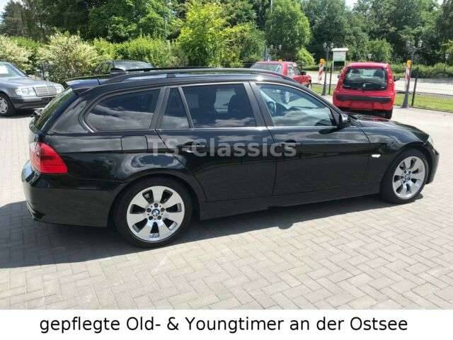 Image 1/15 of BMW 320i Touring (2007)