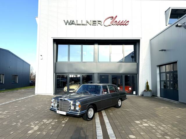 Image 1/32 of Mercedes-Benz 300 SEL 6.3 (1970)