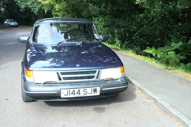 Image 1/61 of Saab 900 SE 2.0i 16V (1991)