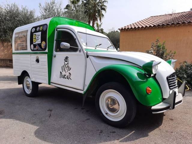 Afbeelding 1/7 van Citroën AK 400 (1972)