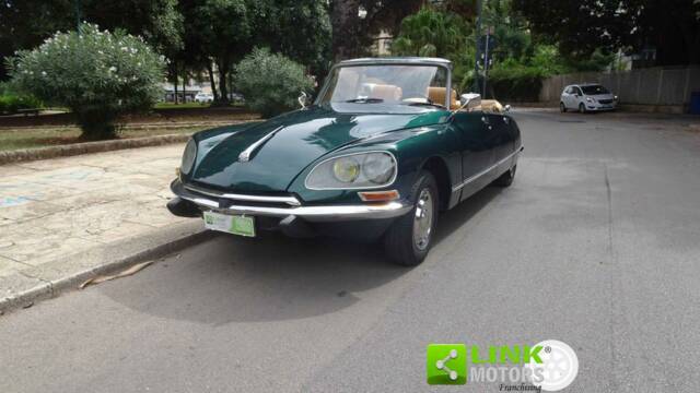Image 1/10 of Citroën DS 21 (1972)
