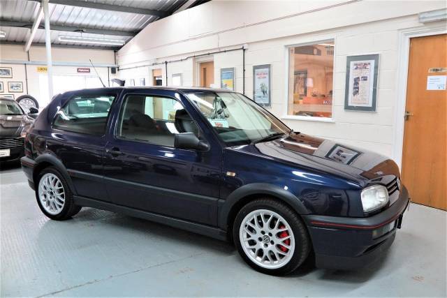 Image 1/12 of Volkswagen Golf III 2.0 16V GTI (1996)
