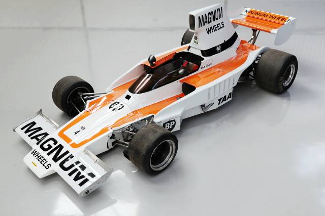 Image 1/11 of Lola T332 (1973)
