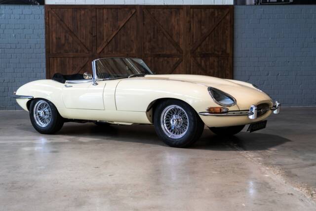 Image 1/29 de Jaguar Type E 3.8 (1963)