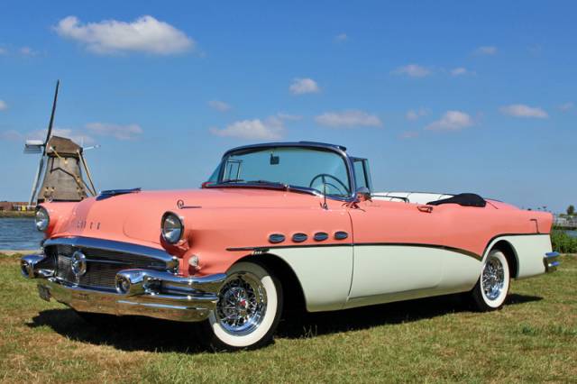 Image 1/31 of Buick Roadmaster (1956)