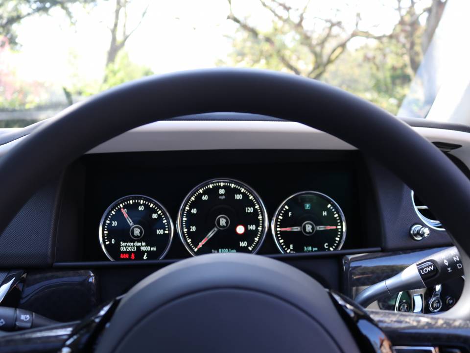 Image 100/100 of Rolls-Royce Cullinan Black Badge (2021)