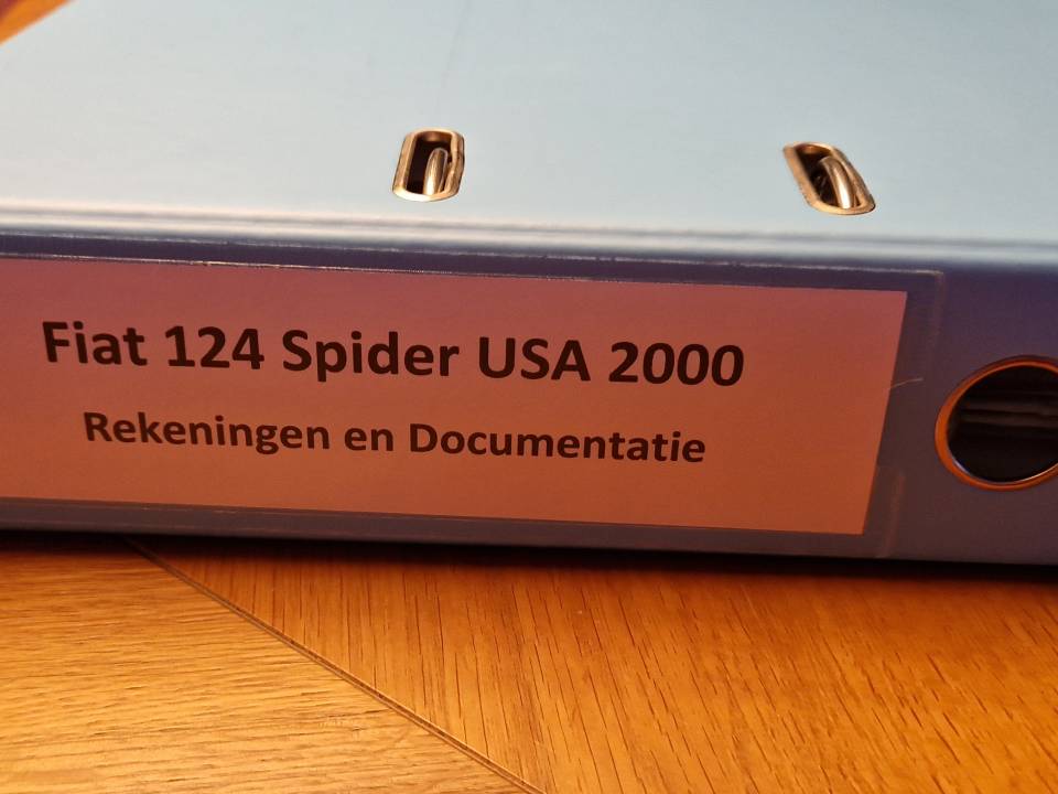 Image 56/67 of FIAT Spider 2000 (1980)
