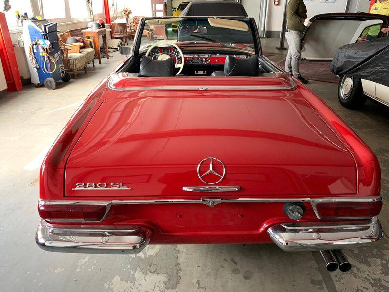 Image 58/64 of Mercedes-Benz 280 SL (1969)