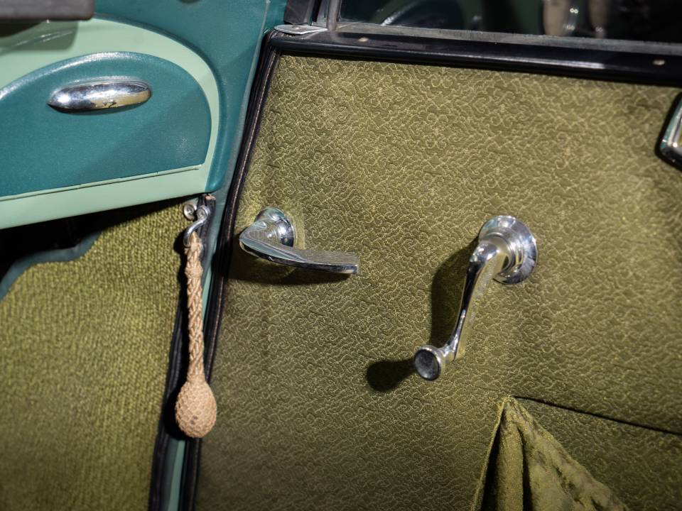Image 11/19 de Mercedes-Benz 170 V Cabriolet B (1938)