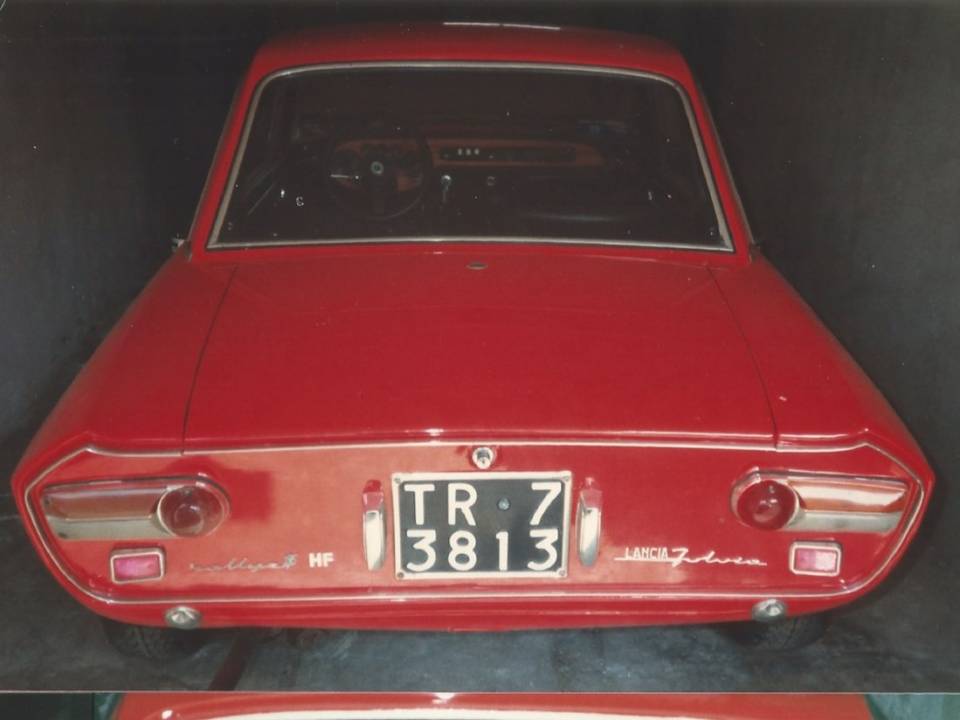 Image 42/54 of Lancia Fulvia Rallye HF 1.6 (1970)