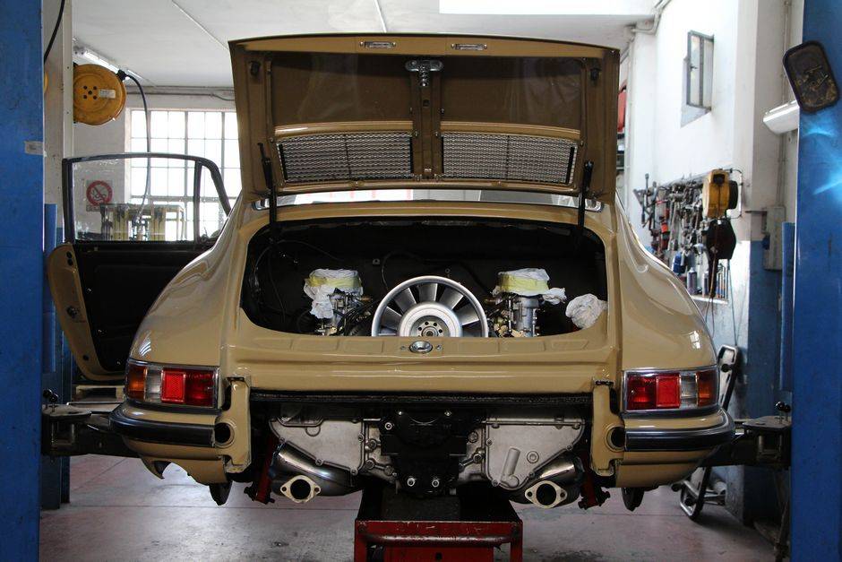 Restoration project 1967 Porsche 911 2.0 S coupè swb Sand beige