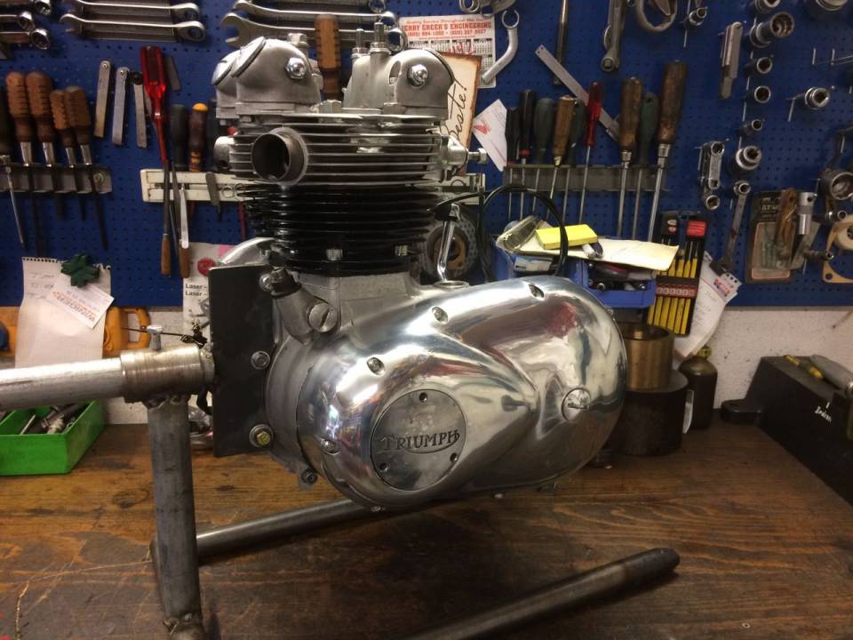 Immagine 2/16 di Triumph DUMMY (1968)