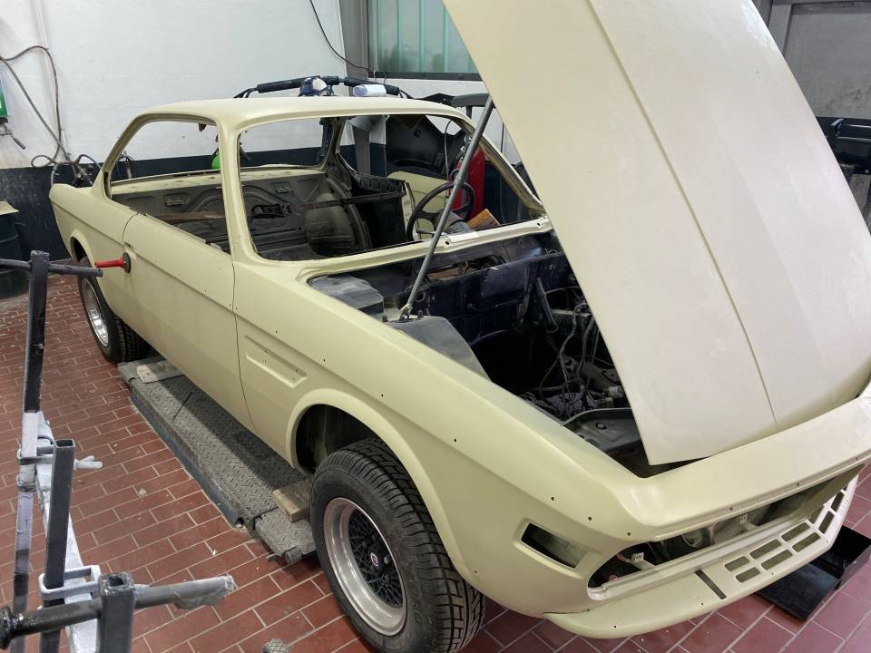 Image 35/57 of BMW 2800 CS (1970)