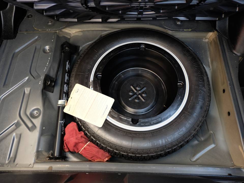 Bild 67/77 von Mercedes-Benz 190 E 2.6 (1992)