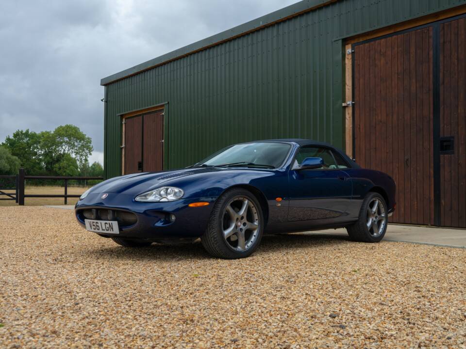 Imagen 20/50 de Jaguar XKR (2000)