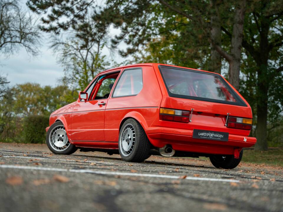 Afbeelding 58/61 van Volkswagen Golf Mk I GTI Pirelli 1.8 (1983)