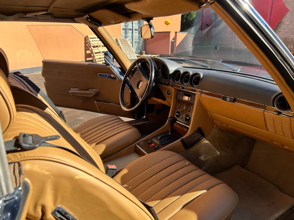 Image 26/51 of Mercedes-Benz 380 SL (1983)