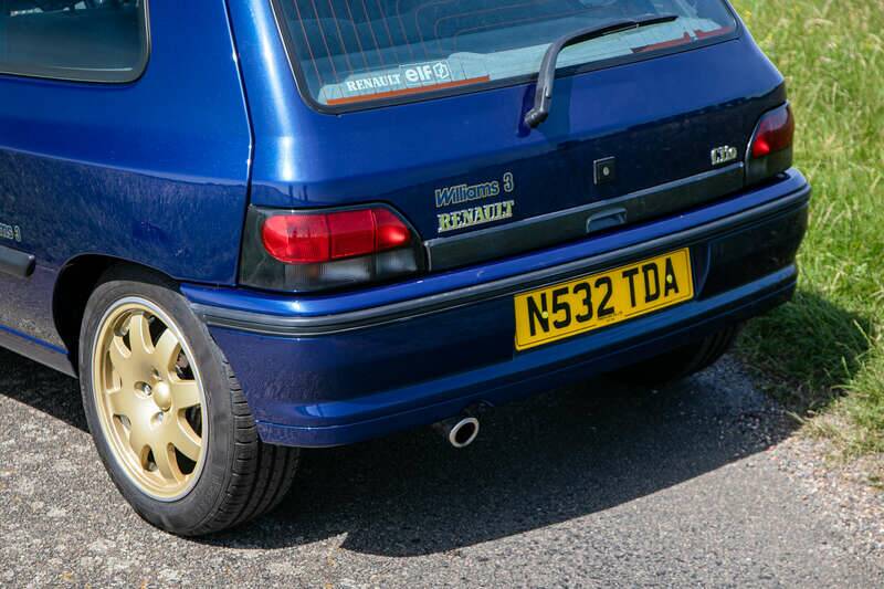 Imagen 10/44 de Renault Clio I Williams (1995)