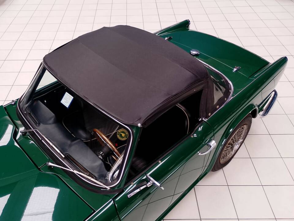 Image 14/48 de Triumph TR 4 (1962)