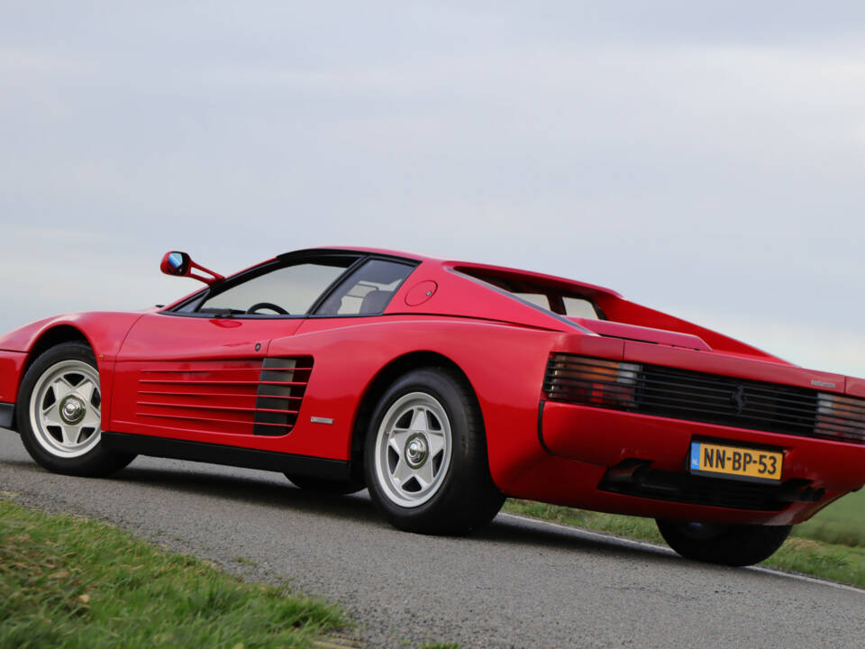 Image 24/50 of Ferrari Testarossa (1985)