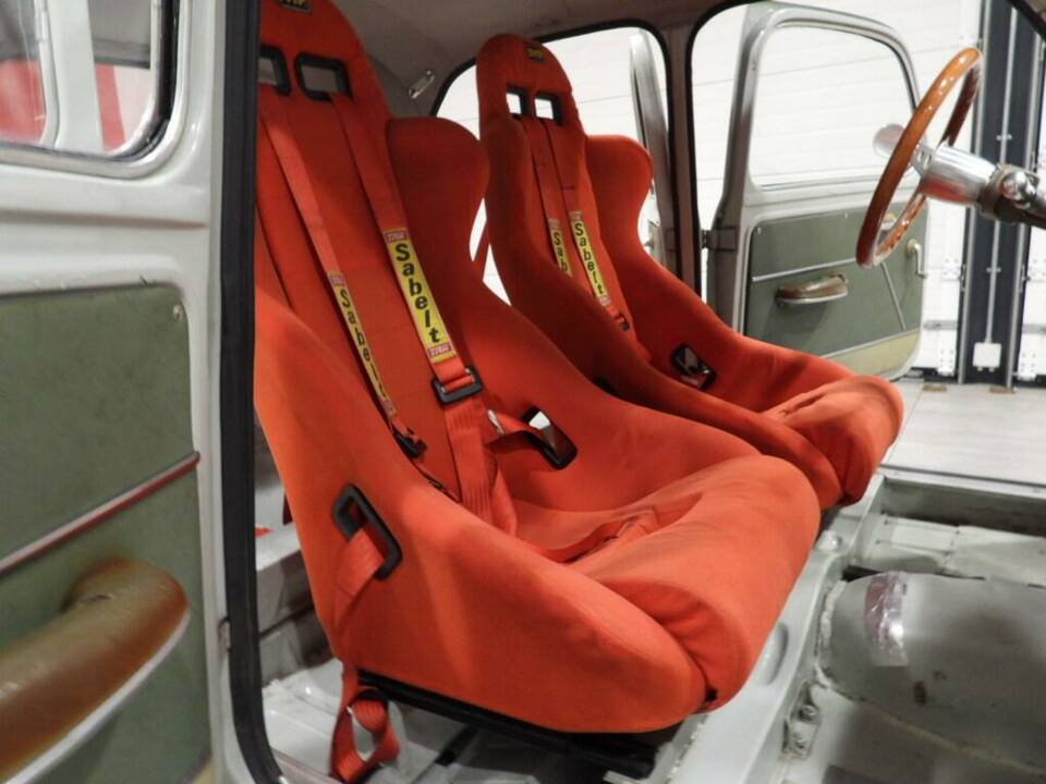 Imagen 10/15 de FIAT 1100-103 E TV (1956)