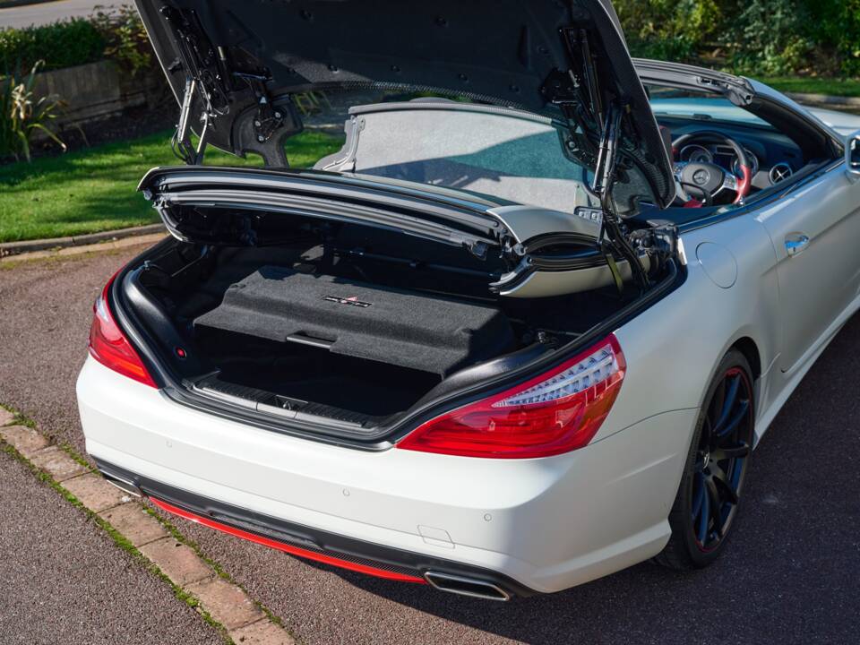 Imagen 41/50 de Mercedes-Benz SL 400 (2015)