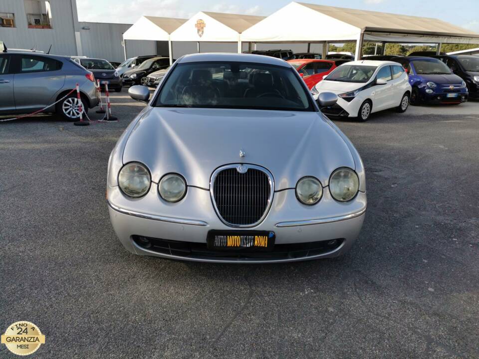 Image 43/47 de Jaguar S-Type 2.5 V6 (2005)
