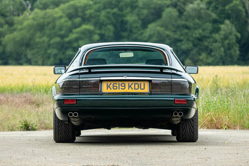 Image 5/45 de Jaguar XJRS 6.0 (1993)
