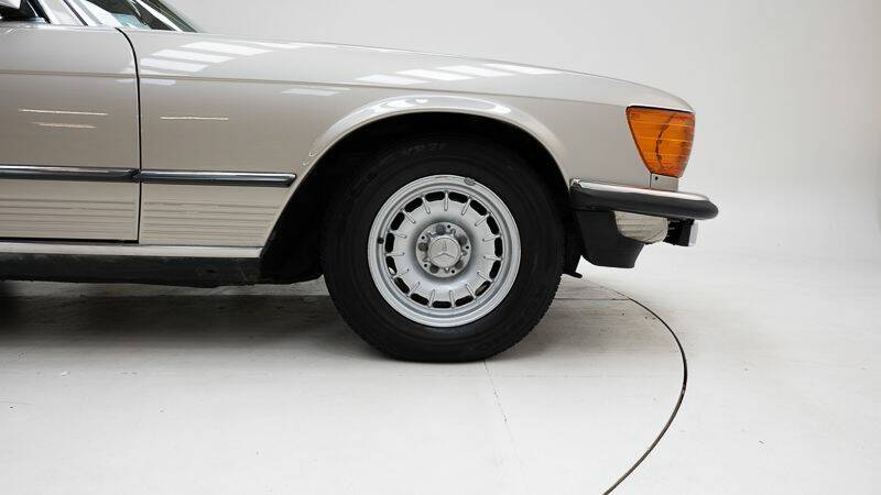 Bild 10/15 von Mercedes-Benz 380 SL (1985)