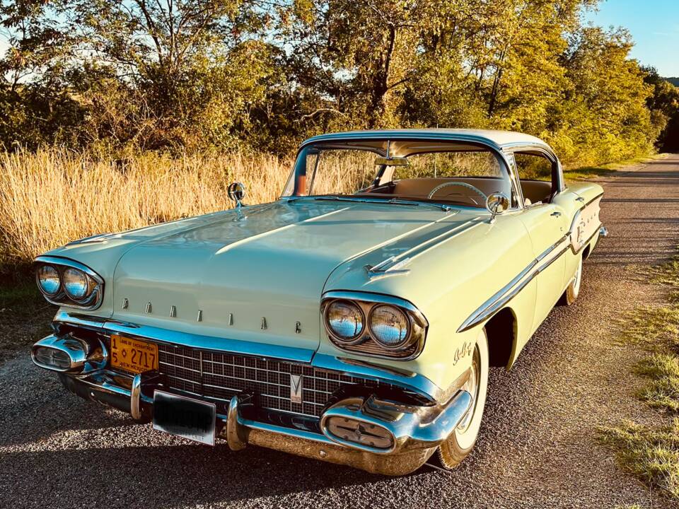 Immagine 1/31 di Pontiac Star Chief (1958)