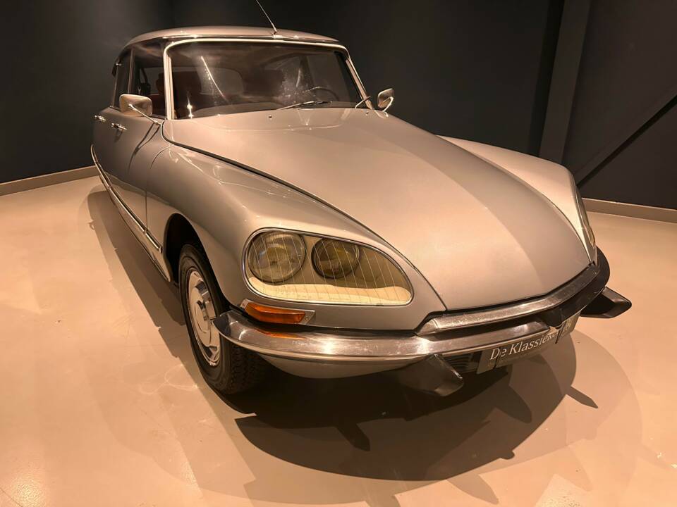 Bild 32/76 von Citroën DS 20 A (1970)