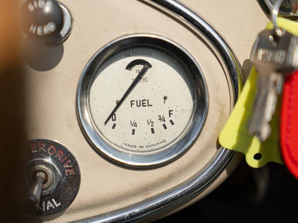 Immagine 42/50 di Austin-Healey 100/6 (BN4) (1957)