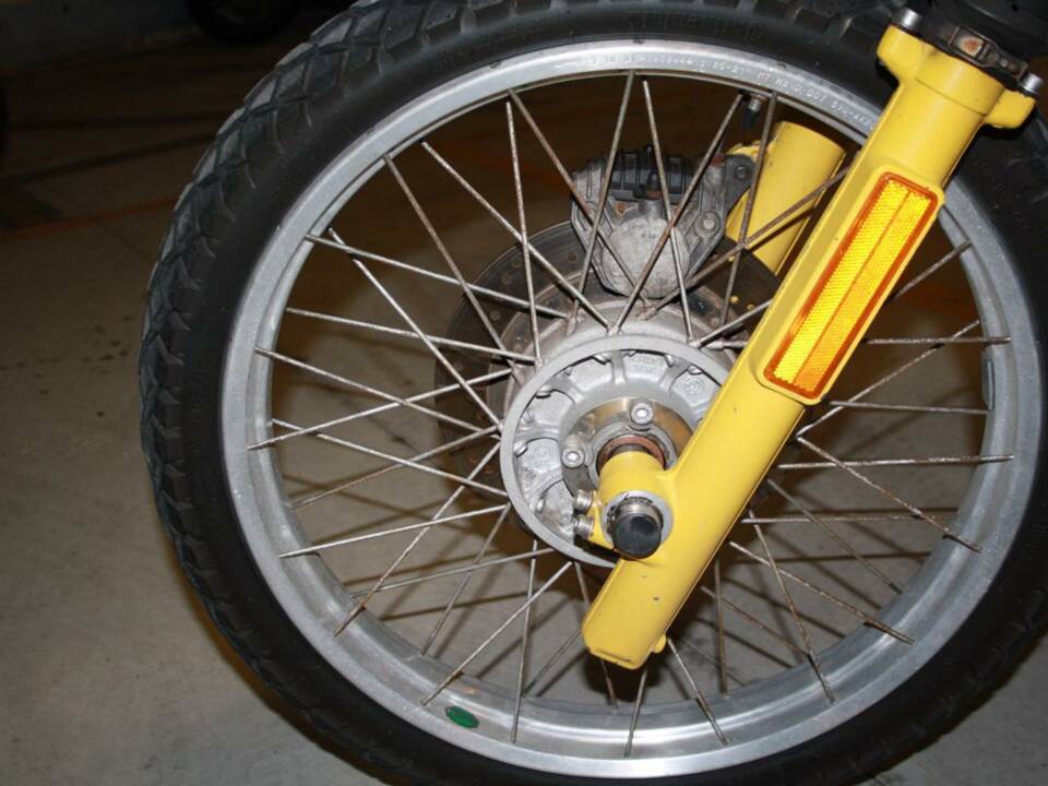 Bild 42/50 von BMW DUMMY (1990)