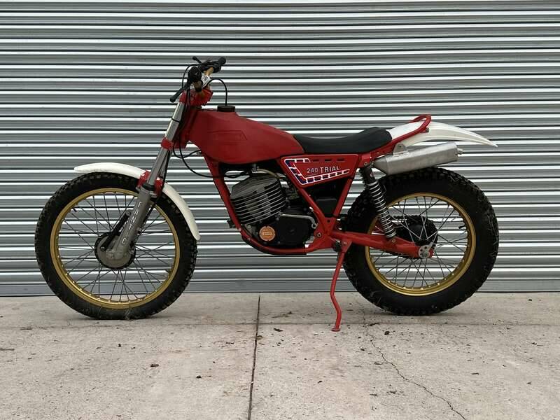 Immagine 2/16 di Fantic Trial 240 Professional (1983)