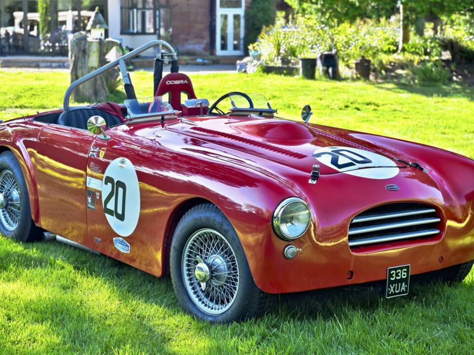 Image 18/48 of Allard K3 (1953)