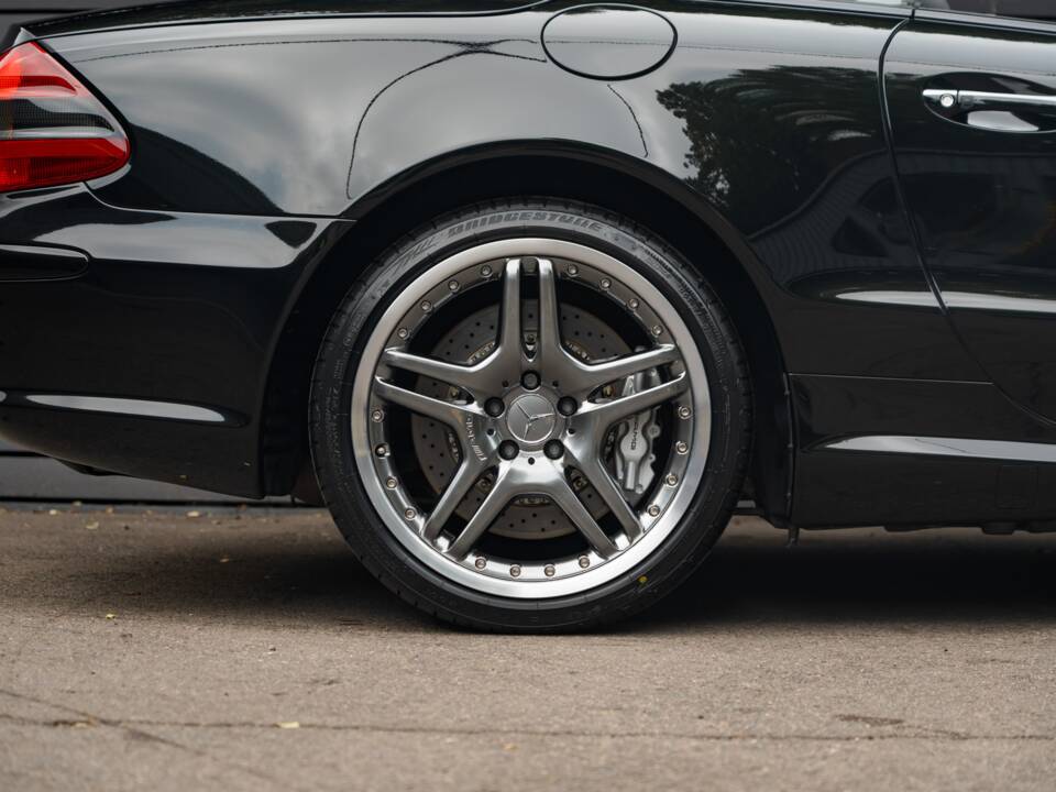 Bild 39/44 von Mercedes-Benz SL 65 AMG (2005)