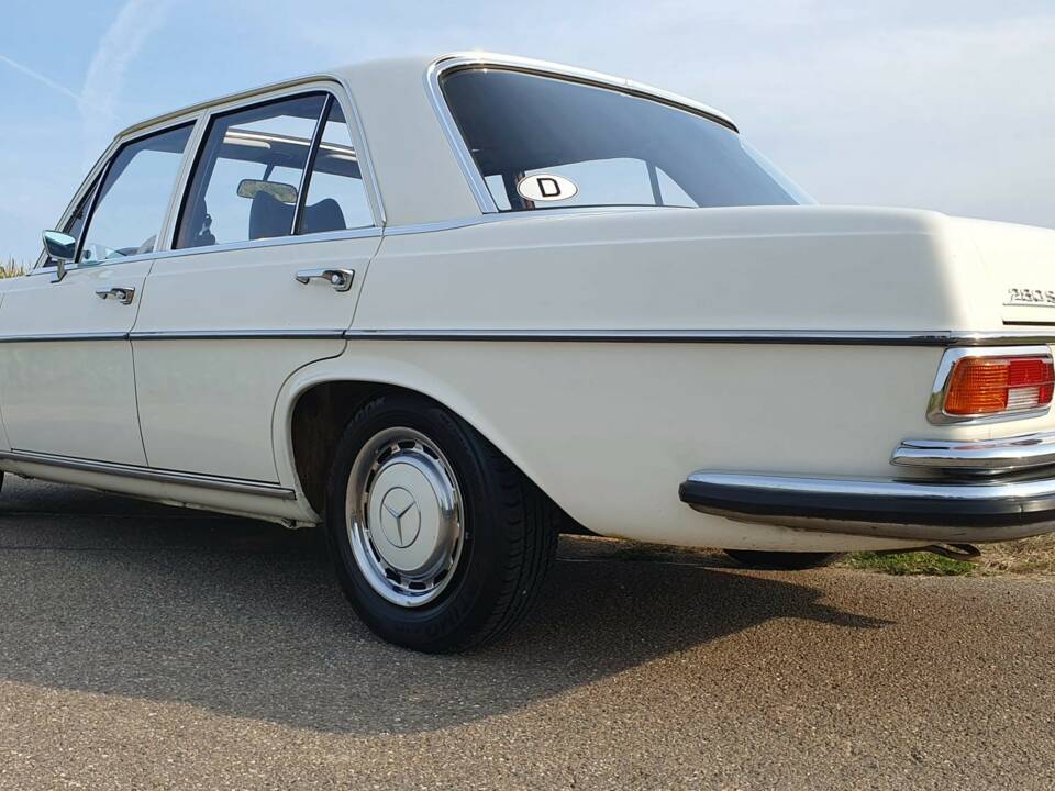 Imagen 5/19 de Mercedes-Benz 280 S (1972)
