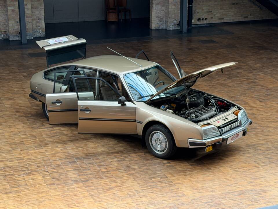 Immagine 43/43 di Citroën CX 2400 GTi (1982)
