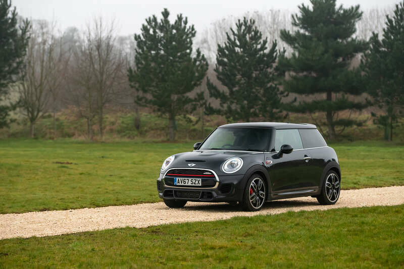 Bild 35/50 von Mini John Cooper Works (2017)