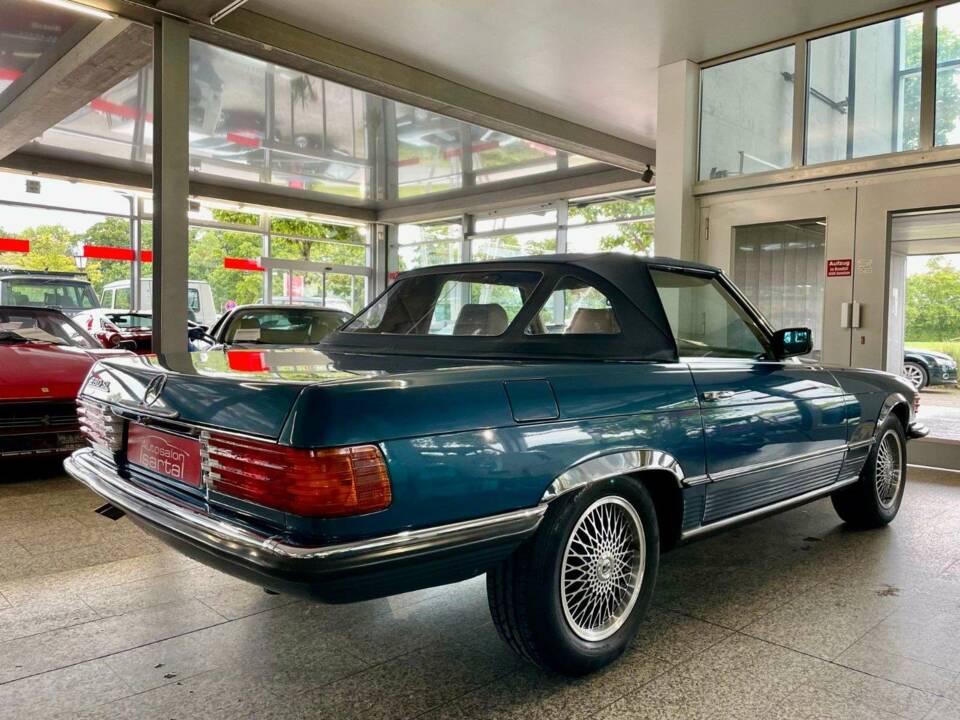 Image 7/19 of Mercedes-Benz 280 SL (1983)