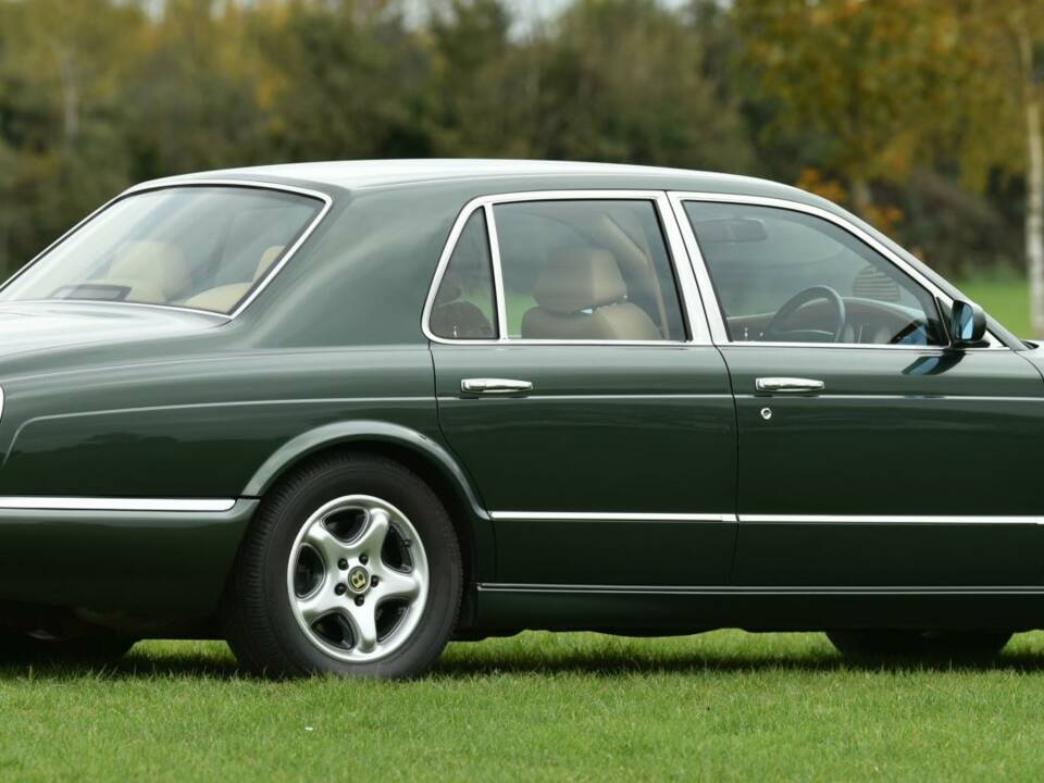 Immagine 8/50 di Bentley Arnage Green Label (1998)