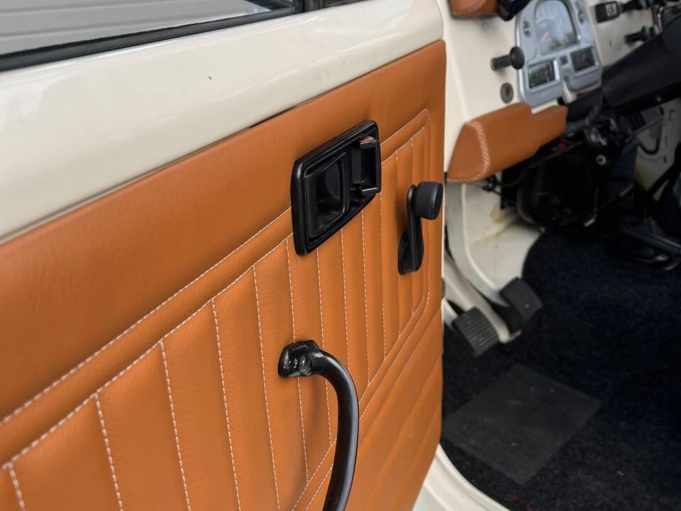 Image 6/14 of Toyota Land Cruiser BJ 45 (1981)