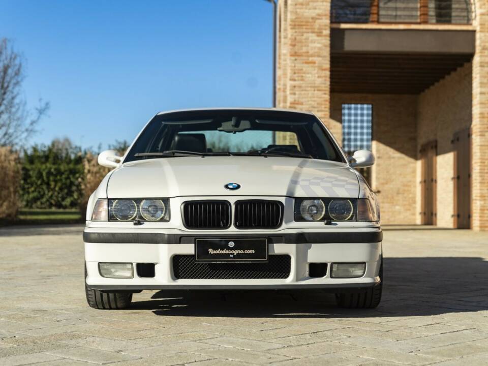 Bild 10/50 von BMW 318is "Class II" (1994)